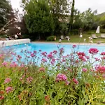 Trilles Hotel