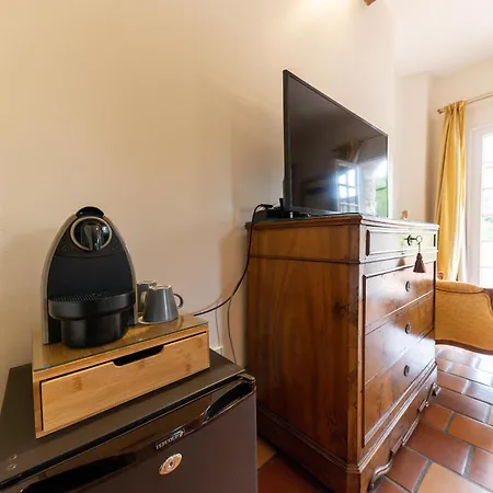 Trilles Hotel 3*