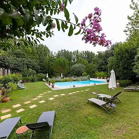 Otel Trilles